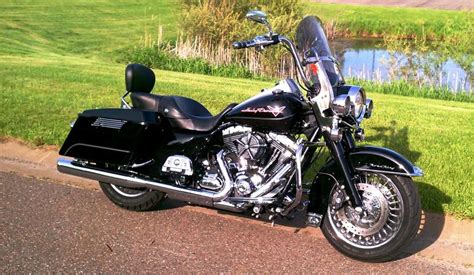 Road King Windshield - Harley Davidson Forums