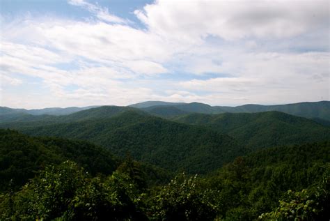 Extraordinary Beauty Of Great Smoky Mountains - YourAmazingPlaces.com