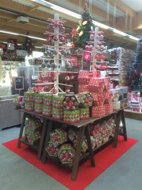 Dobbies - Peterborough - Christmas 2014 - Layout - Landscape - Lifestyle - Visual Merchandising ...