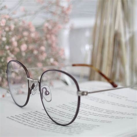 What Are the Different Types of Eyeglass Lens Materials? | Eyeglass ...