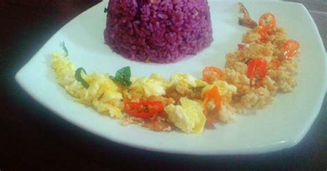 nasi goreng daun ubi - Dan Ball