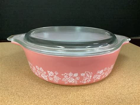 Pyrex Pink Gooseberry Round 471 - Etsy | Pyrex, Casserole dishes, Gooseberry