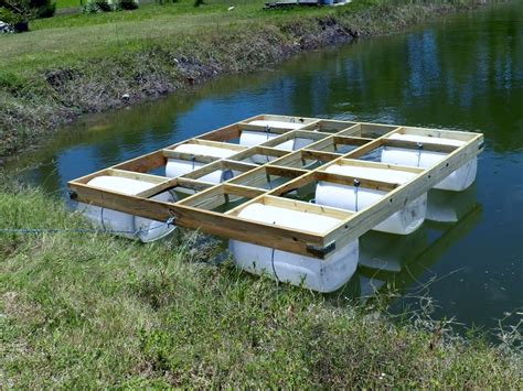 Pin by Gilmar Brene on Banheiros | Floating dock, Floating dock ideas, Floating dock plans