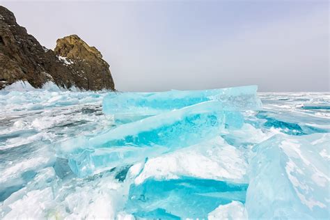 See How Lake Baikal in Siberia Transforms Into Winter Wonderland