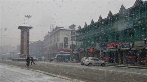 Jammu-Kashmir and Ladakh to Witness Heavy Rain, Snowfall on March 6 ...