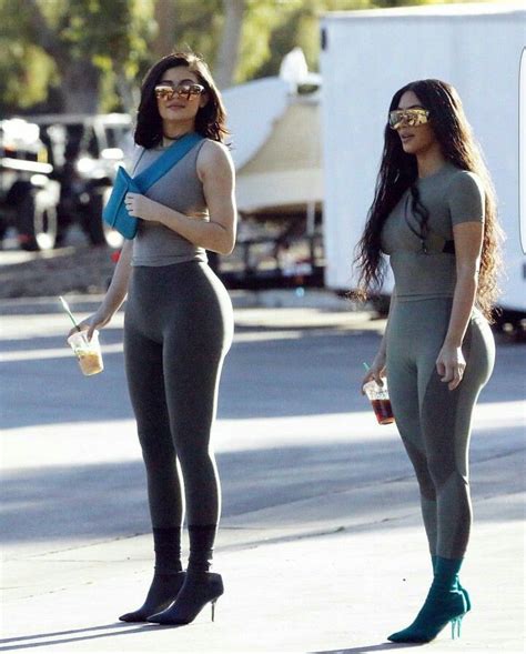 Kylie Jenner and Kim Kardashian ♡ @badtogether | Kardashian kylie ...