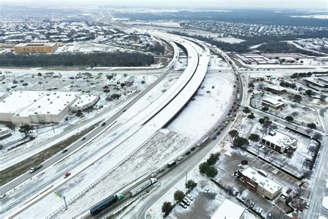 Texas winter storm wreaks havoc on Austin; downed trees, power outages