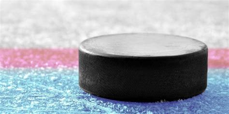 What is the Size of a Hockey Puck? (Dimensions Showed)