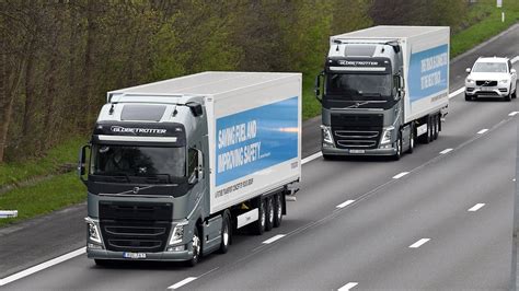 Self-driving lorries to be tested in UK next year