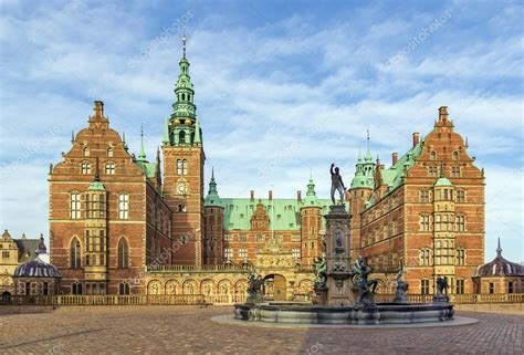 Frederiksborg Palace, Denmark Stock Photo by ©borisb17 42955241