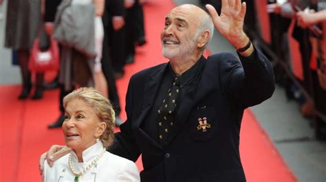 Sean Connery & Wife Micheline Have Been Married Since 1975 | Heavy.com