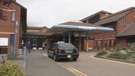 George Eliot Hospital: NHS trust to stay in control - BBC News