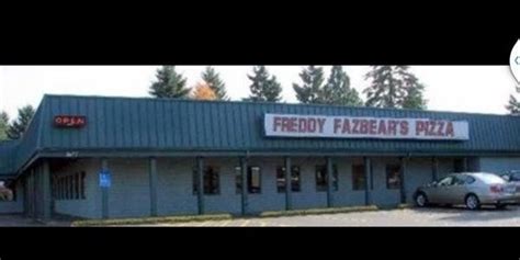 Petition: Make Freddy Fazbears Pizza Real | Freddy fazbear, Freddy, Fnaf