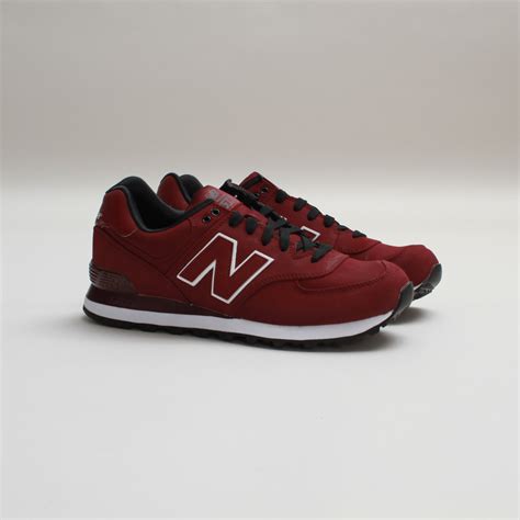 Kicks of the Day: New Balance 574 "Burgundy/Black" | Complex