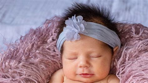 Best Hair Care Tips for Your Newborn Baby’s Hair | America's Trend