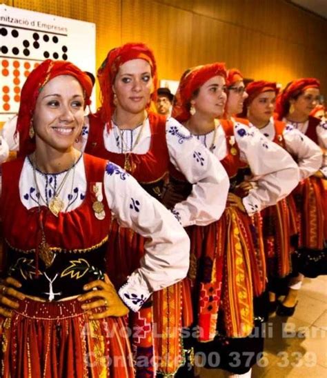 Traditional Andorra | Traditional outfits, Portuguese clothing, Culture ...