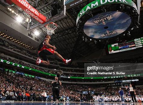 Demar Derozan Dunk Photos and Premium High Res Pictures - Getty Images