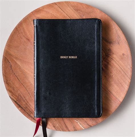 NKJV Thinline Bible, Large Print - Thomas Nelson Bibles