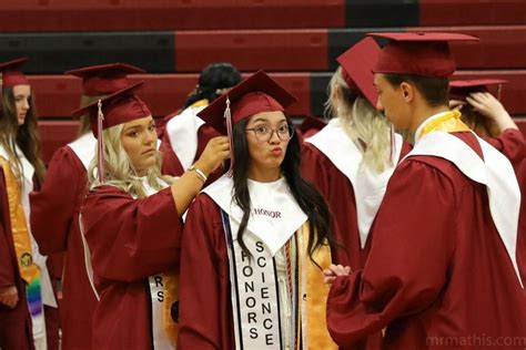 2021 East Limestone High School Graduation | | enewscourier.com