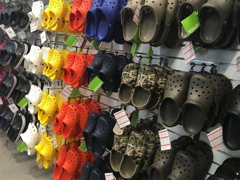 Crocs galore: Store opens at the Outlets at San Clemente – Orange County Register