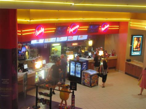 Regal Cinemas in El Cajon | Regal Cinemas 405 Parkway Plz, El Cajon, CA ...