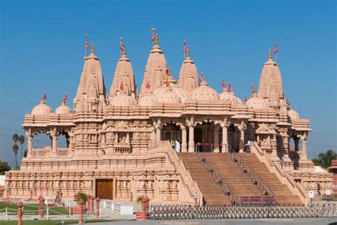 Shri Swaminarayan Mandir Pictures Stock Photos, Pictures & Royalty-Free ...