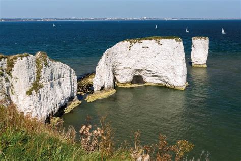 Old Harry Rocks: a devilish landmark - Geographical