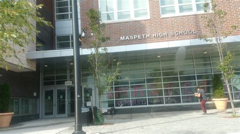 Maspeth HS issues coronavirus alert after member of school community tests positive - QNS.com