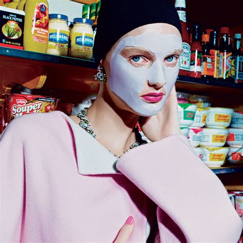 Maschera fai da te al pomodoro: 5 ricette beauty facili da fare - Vogue.it | Vogue Italia