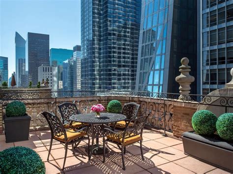 10 Best New York City Hotels with Balconies for 2023 – Trips To Discover