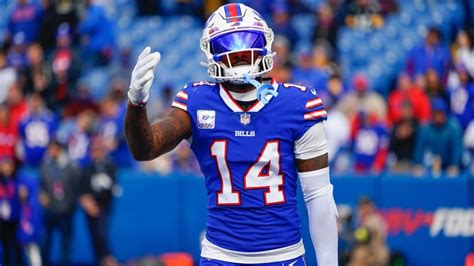 Bills' Stefon Diggs joins list of Buffalo stars restructuring their ...