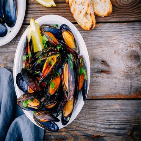 Live Black/Blue Mussels | FreshCatch