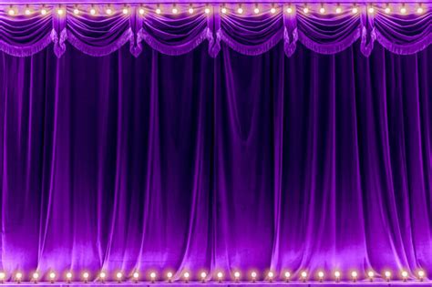 Purple Stage Curtains Images – Browse 4,213 Stock Photos, Vectors, and ...