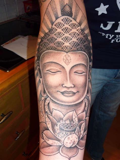 Buddah and Lotus Flower tattoo | Buddha tattoo design, Buddha tattoos ...