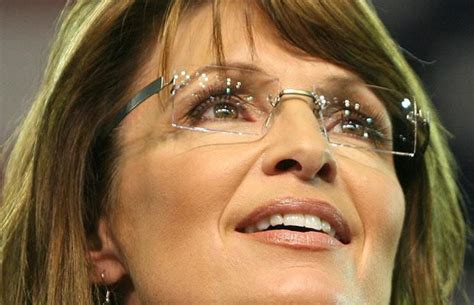 Sarah Palin in Glasses on Campaign Trail in 2008 Clear Glasses Frames ...