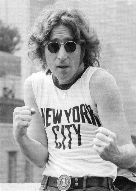 John Lennon, 1974 : r/OldSchoolCool