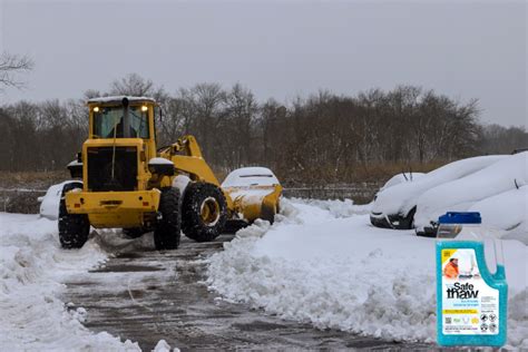 Recommended Amount Of Ice Melt For Your Concrete Driveway?