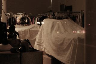 boutique morgue | threadlounge cover their tables like old s… | Flickr