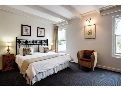 Stellenbosch Hotel | Budget Accommodation Deals and Offers Book Now!