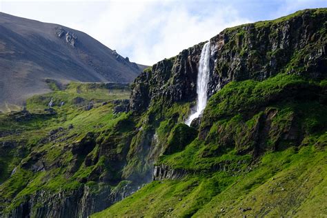 Skogafoss Falls · Free Stock Photo