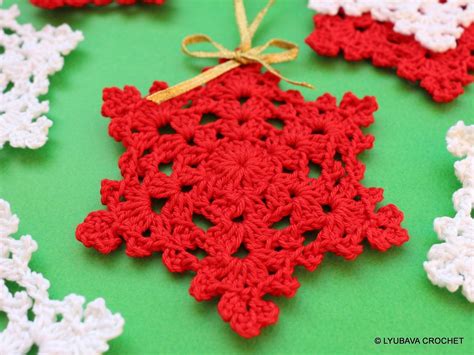 16 Creative DIY Crochet Christmas Ornaments