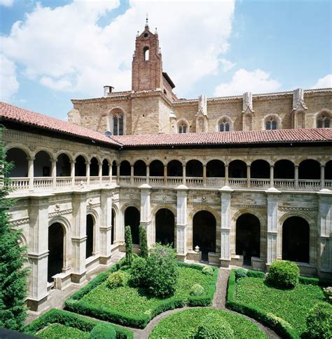 Parador de León Oviedo / Asturias | Holidays to Mainland Spain | 2BookaHoliday