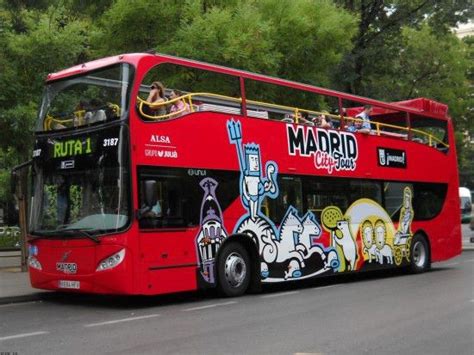 OS DEZ LUGARES IMPERDÍVEIS DE MADRID // Madrid, Espanha | Madrid, Ônibus de turismo, Espanha