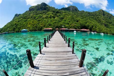 Top 3 Must Visit Islands in Malaysia - WeekendGoWhere