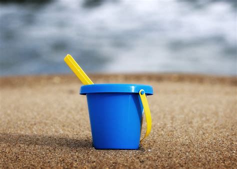 File:Sand bucket.jpg - Wikimedia Commons