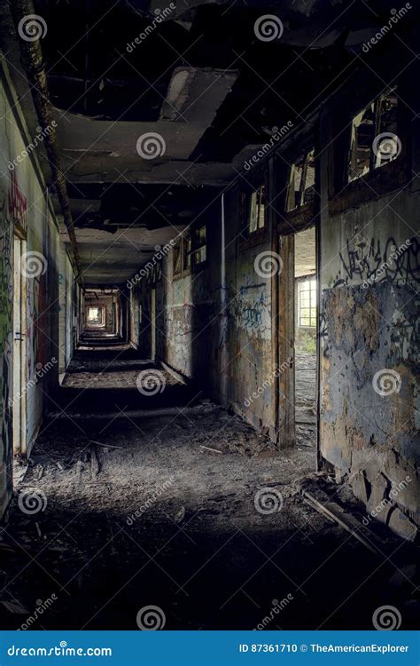 Abandoned Train Station - Buffalo, New York Stock Photo - Image of ...