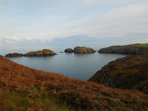 The Pembrokeshire Coast Path (North) | Thistle Trekking