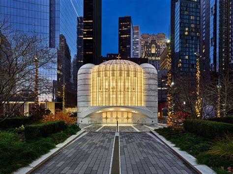 Santiago Calatrava unveils illuminated World Trade Center church - Democratic Underground Forums