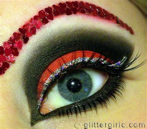 Image result for queen of hearts eye makeup | Schminken, Oog, Carnaval