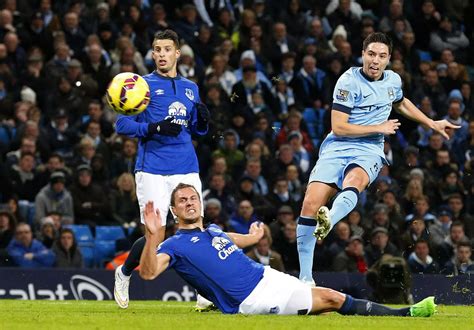 Manchester City vs Everton - Mirror Online